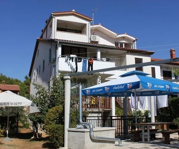 아파트 With A Parking Space - 7203 *