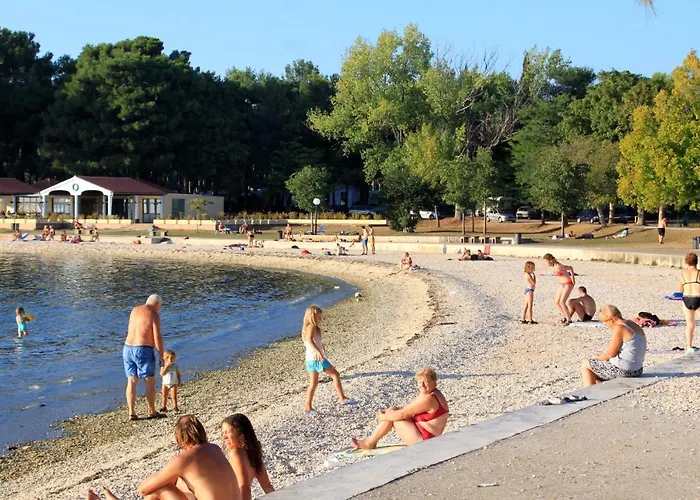 With A Parking Space - 7203 *