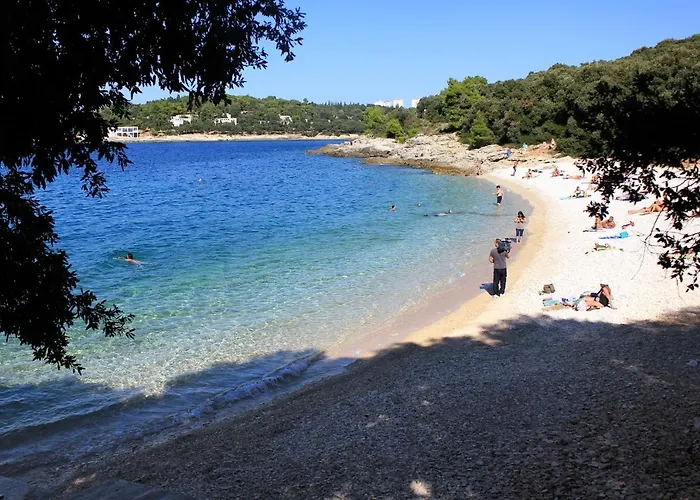 With A Parking Space - 7203 *