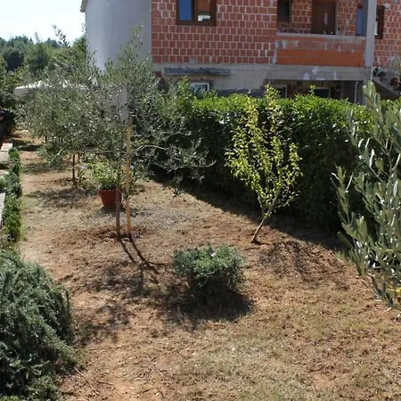 Appartamento With A Parking Space - 7203